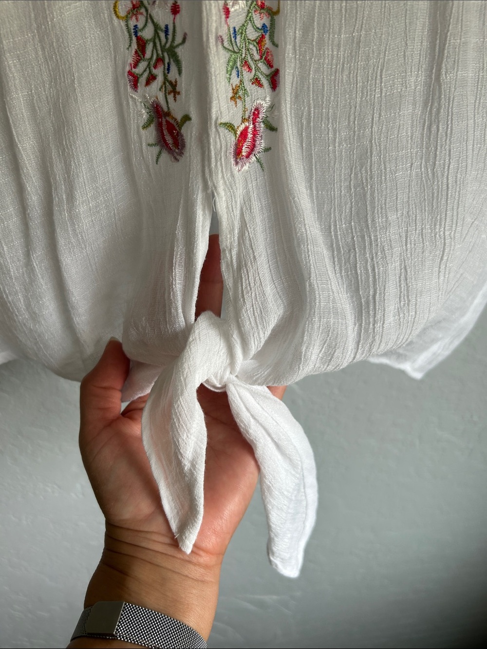Zac & Rachel White V‑Neck Embroidered Tie‑Front Tunic - Picture 6 of 8